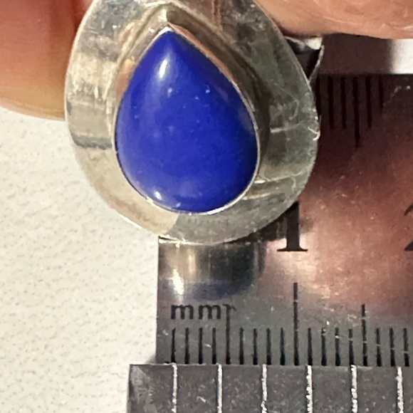 Lapis lazuli ring bezel set teardrop sterling silver signed “L” size 7.5 5505 Y - Picture 13 of 13
